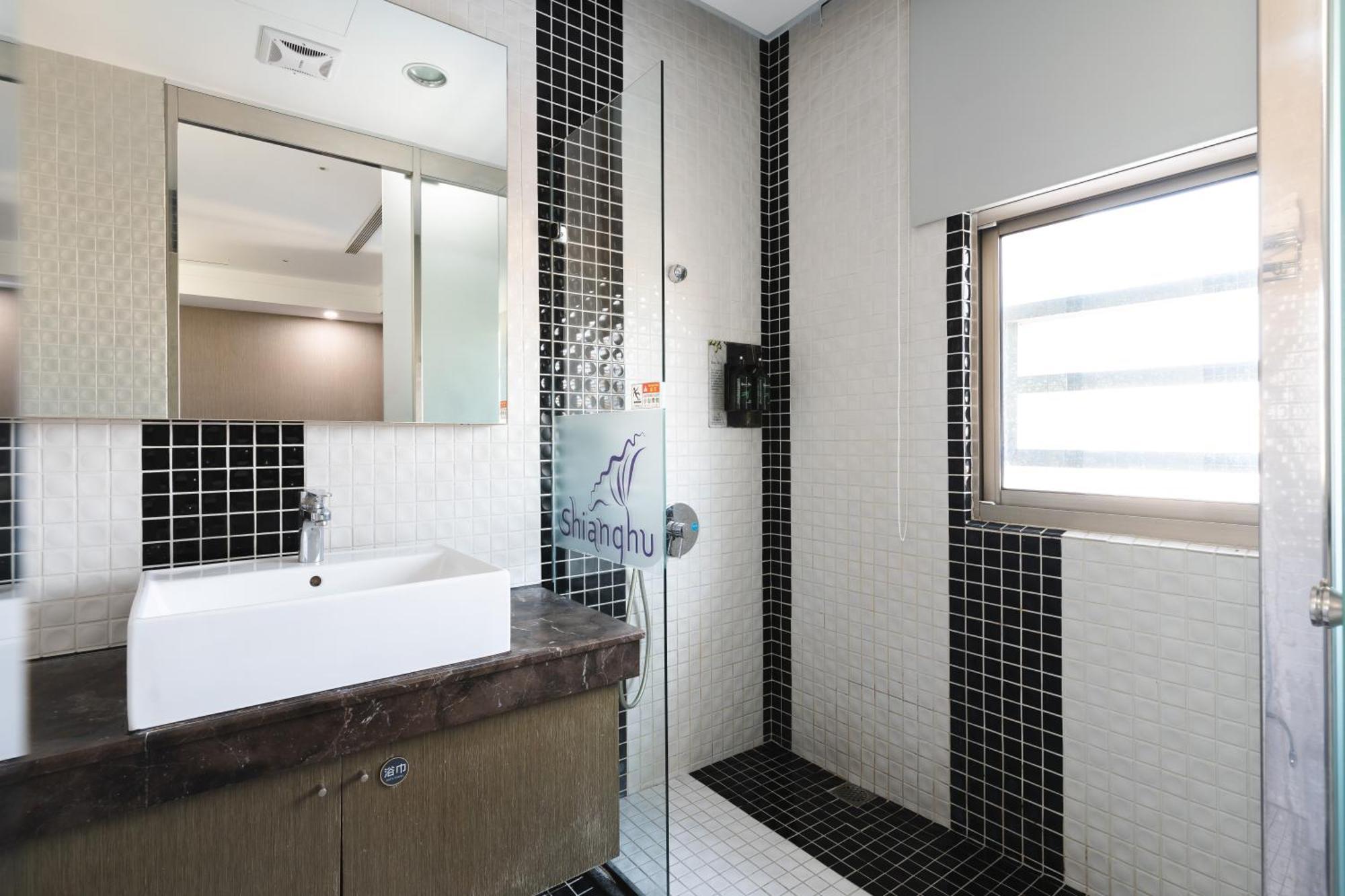 Shianghu Boutique Hotel Chiayi City Exterior foto